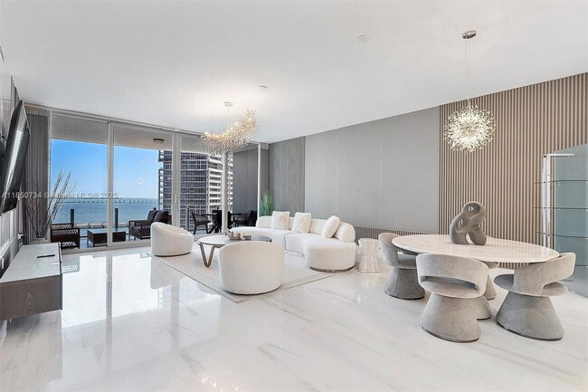 Photo - 300 Biscayne Blvd Way Unidad 1604