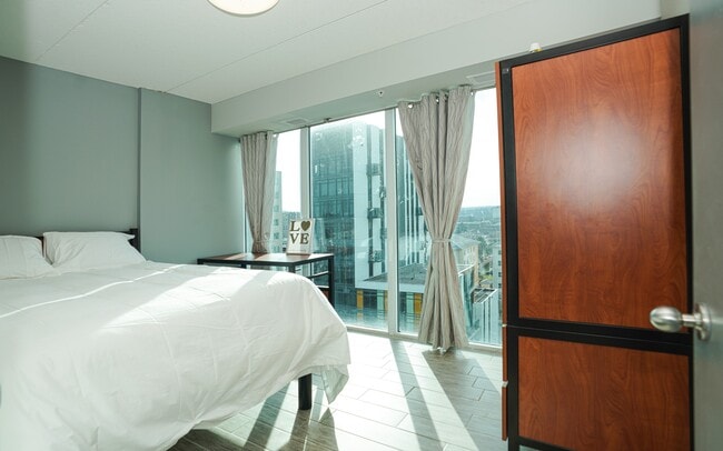 Photo - 255 Sunview St