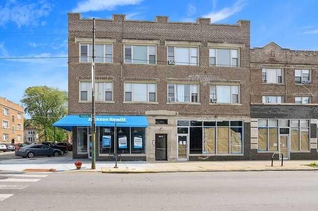 Photo - 64th/Kedzie (6401-05)