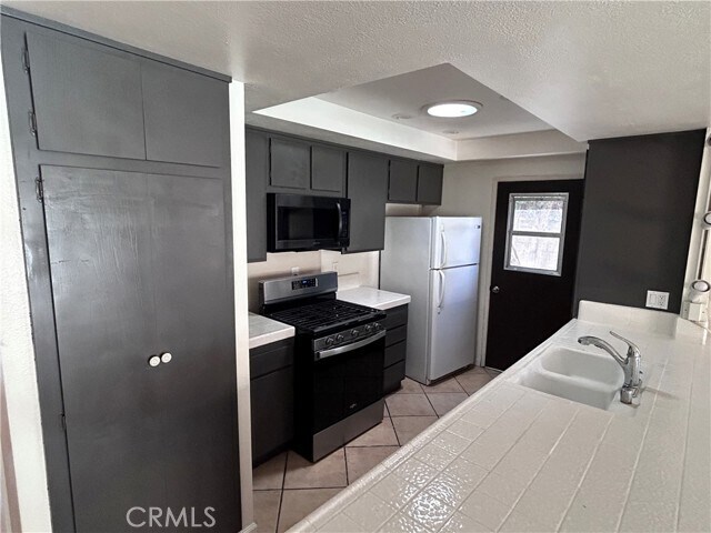 Photo - 1271 N Emogene St