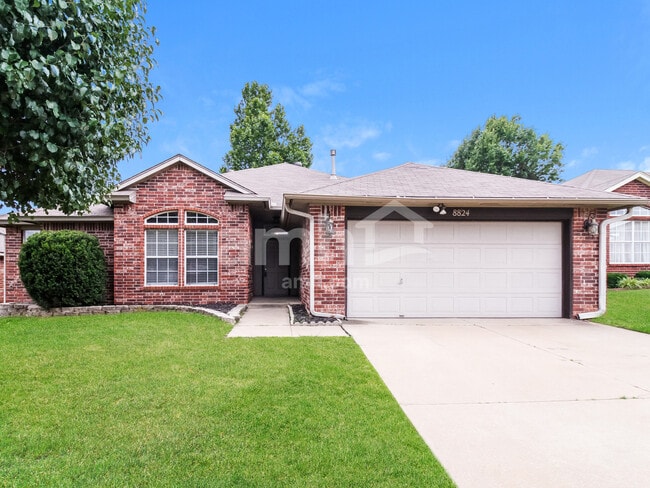 Photo - 8824 NW 85th St House