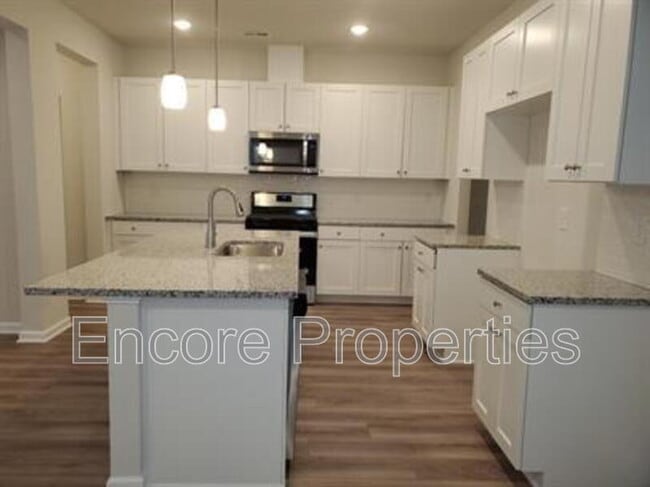 Photo - 731 Amarra Dr