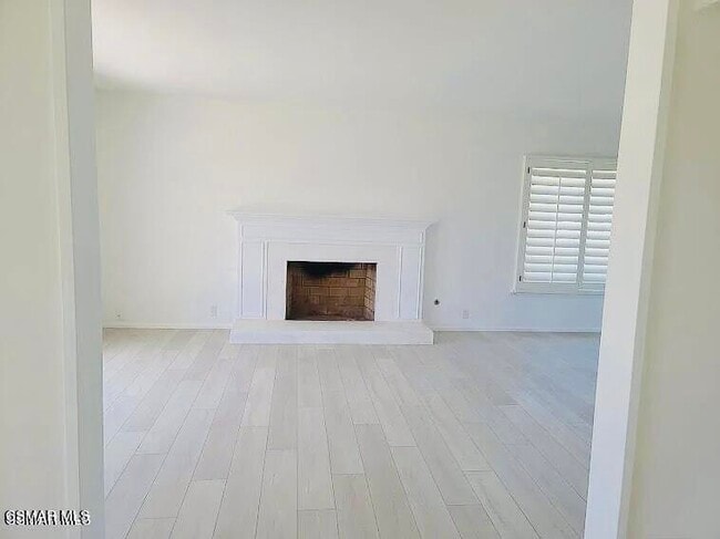 Photo - 1574 Norwich Ave