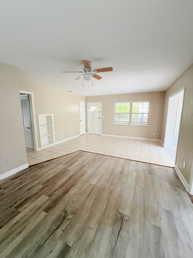Photo - 8068 23rd Ave N