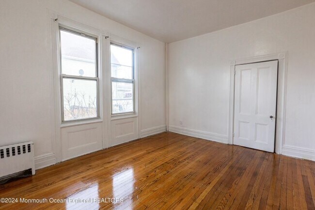 Photo - 117 Lewis St Unidad 1