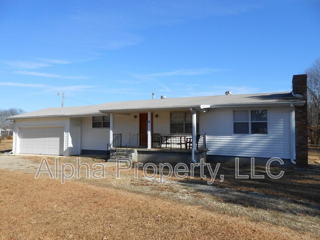 Building Photo - 116 Maxwell Cir