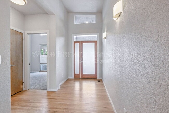 Photo - 1821 Blue Star Ln