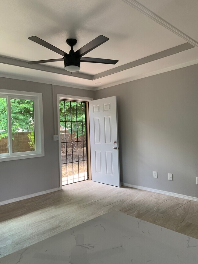 Photo - 85-013 Pokai Bay St Unidad B