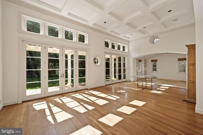 Photo - 7711 Brookville Rd