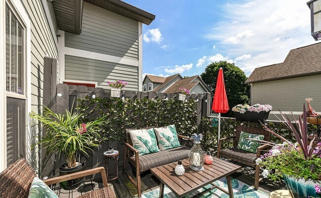 Photo - 2241 N Scioto St Unit 1