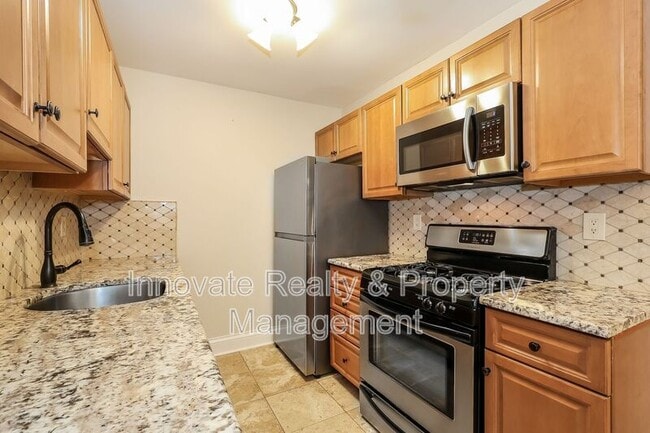 Photo - 344 Tavistock Rd