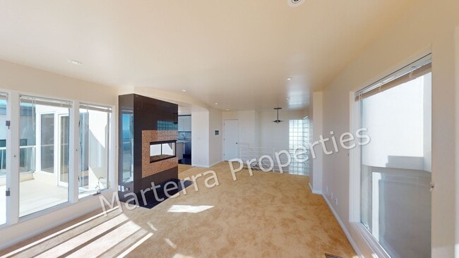 Photo - Spacious 2 Bed/2.5 Bath Oceanfront Home in Manhattan Beach
