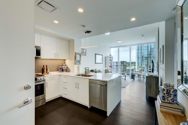 Photo - 301 West Ave Unit 1503