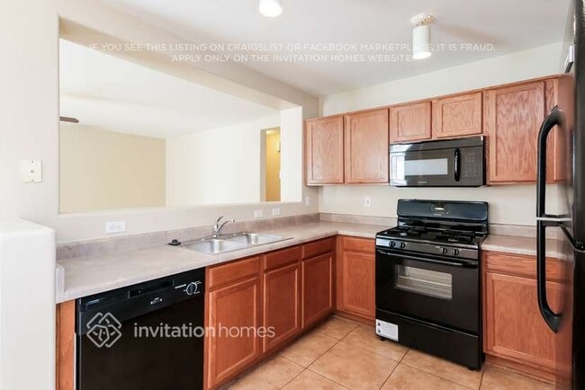 Photo - 6050 W Pueblo Ave