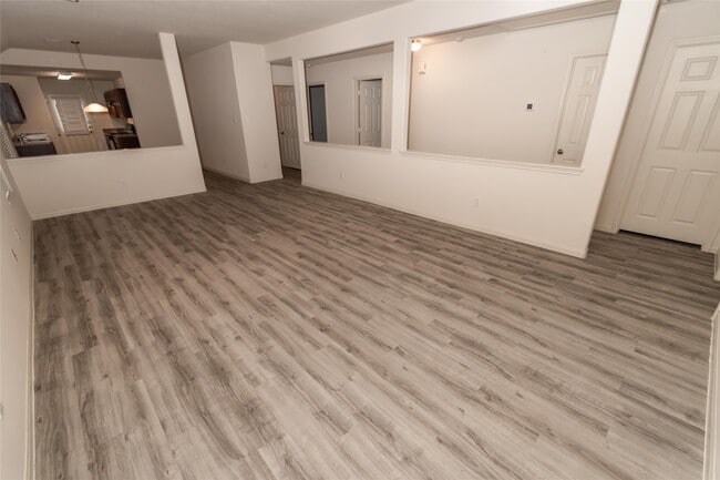 Photo - 5731 Post Oak Manor Dr