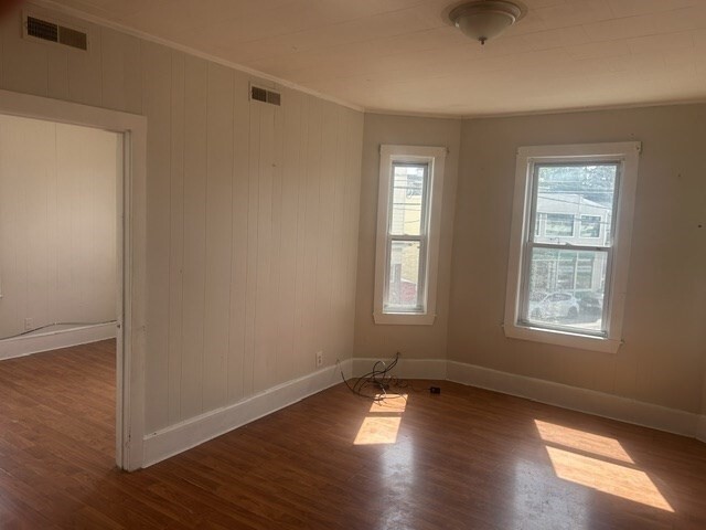 Photo - 754R Aiken Ave Unit 11 (2R)