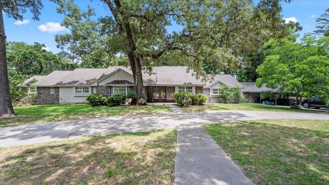 Photo - 9502 Rolling Oaks