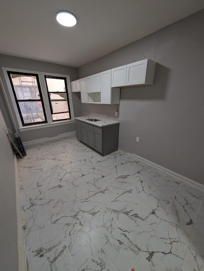 160 Ellis Ave 303 - 175 Ellis Ave Apartamentos Unidad 303