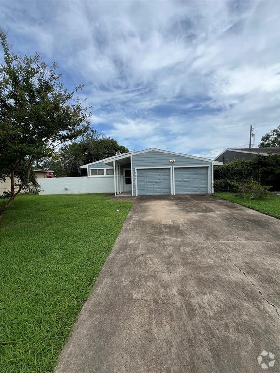 Building Photo - 107 Tarpon Ave Rental