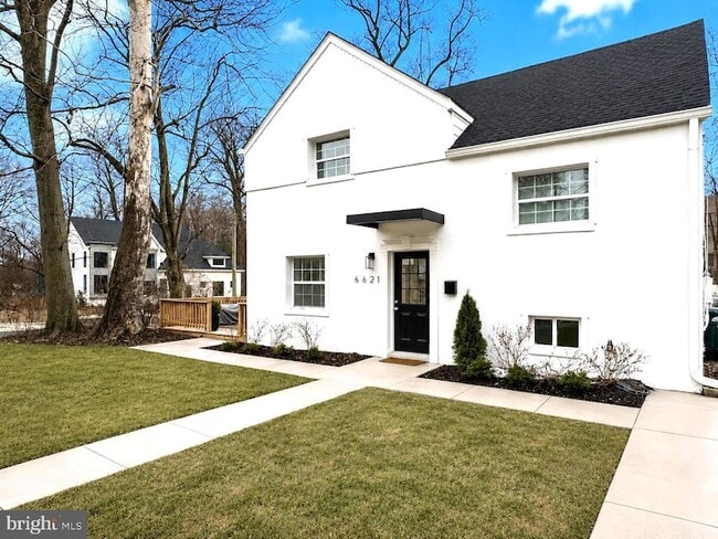 Photo - 6621 Hallwood Ave