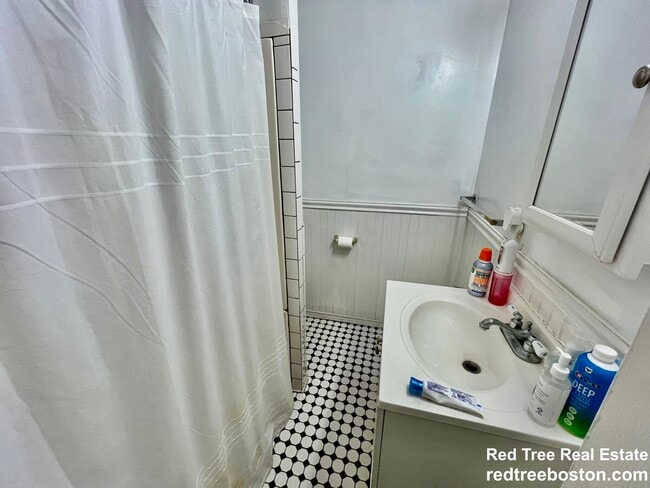 Photo - 62 Egmont St Unit 3