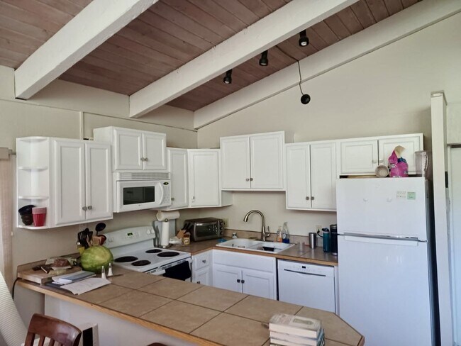 4660 Vail Racquet Club Dr