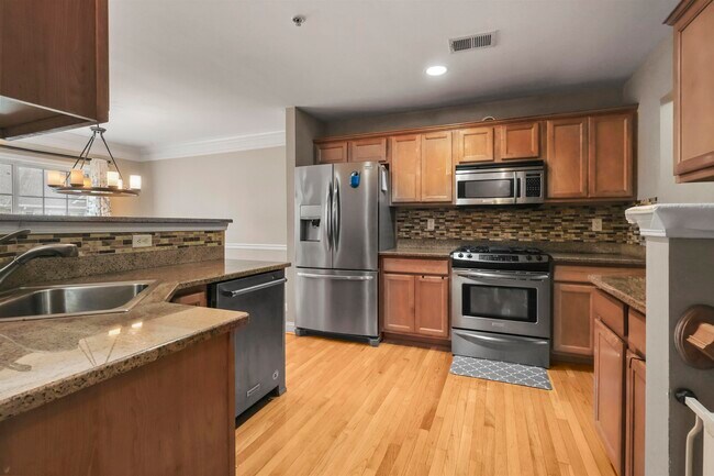 Photo - 197 Blue Heron Dr