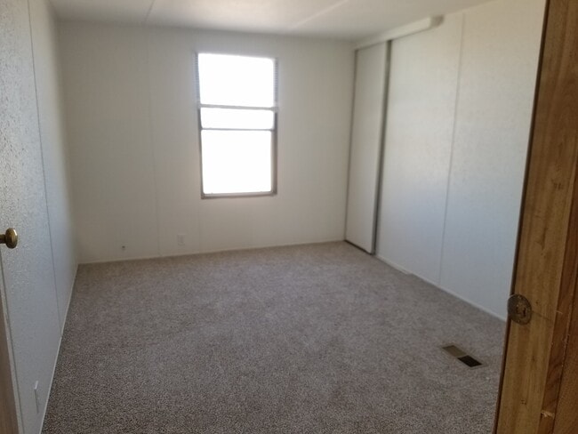 Photo - 13984 Zan Ln