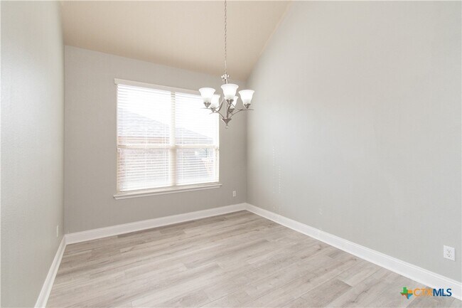 Photo - 7001 Cokui Dr