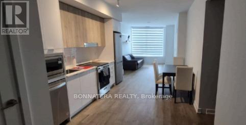 Photo - 5105 Hurontario St Unit 408