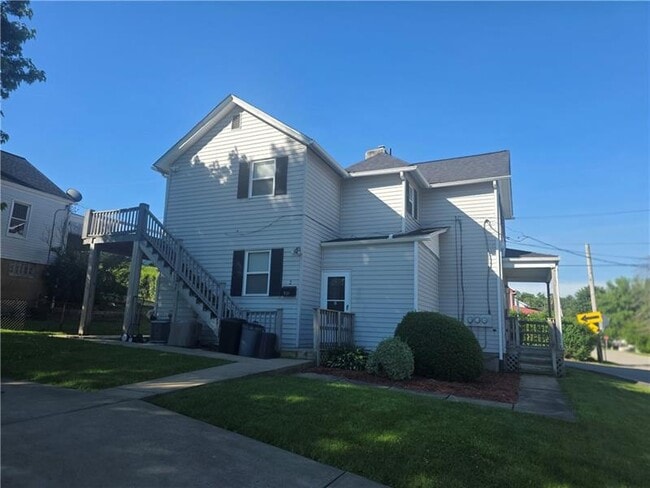 Photo - 521 9th Ave
