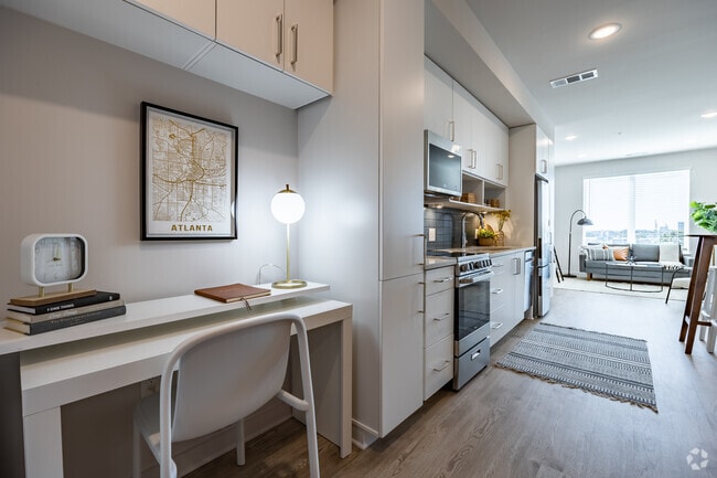 1BR, 1BA - 608SF