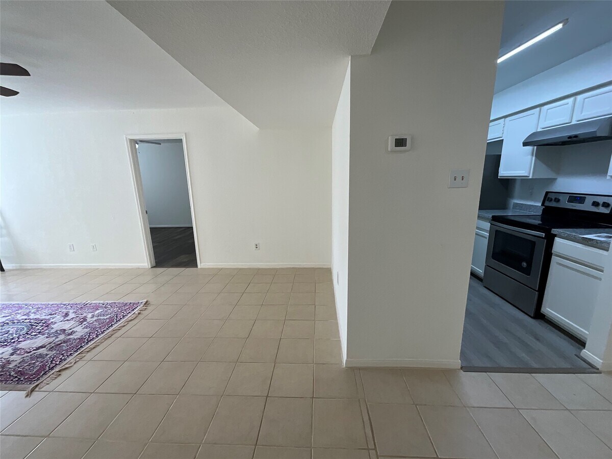 Photo - 6606 De Moss Dr