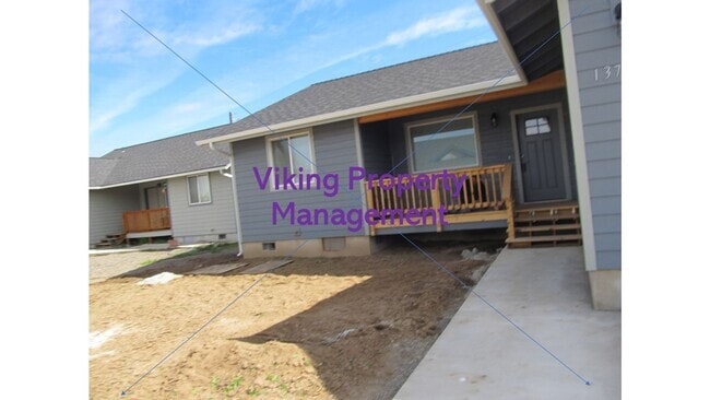 Building Photo - 1370 NW Breann Loop Rental
