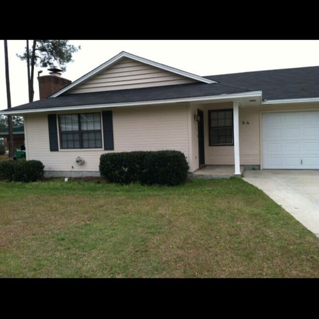 Photo - 273 Norman Dr
