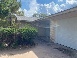 Photo - 318 N La Salle Dr