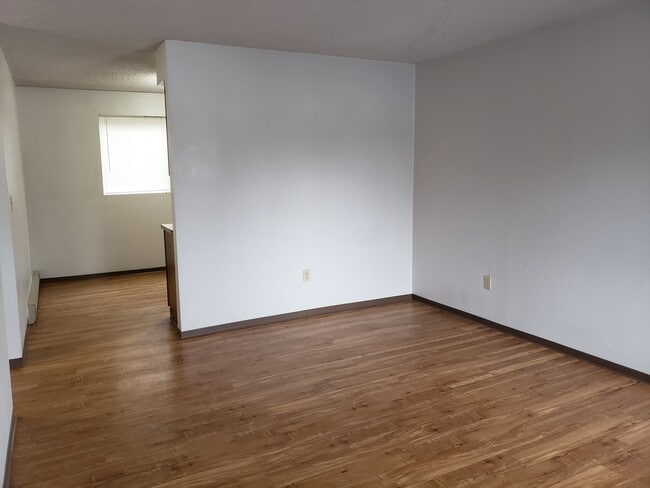 Livingroom - 308 W C St Unit 1