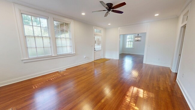 Photo - 345 Cloverdale Rd