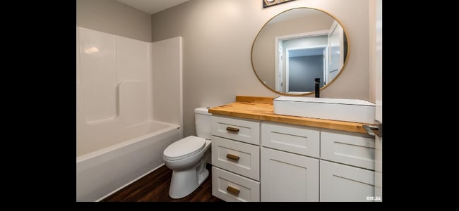 Photo - 1301 S Holland St