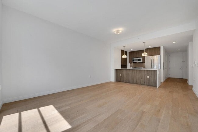 Photo - 160 1st St Unit 703