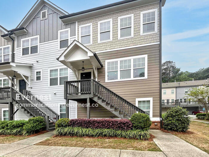 Photo - 3783 Oxford Cir Townhome