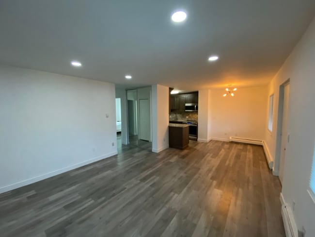 Photo - 2225 S Jasmine St Unit 302