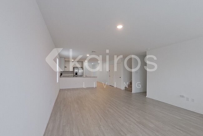 Photo - 5634 Mountain Point