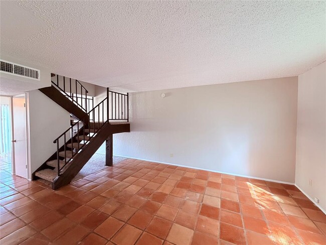 Photo - 9611 Blue Creek Ln