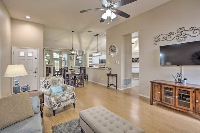 Photo - 6325 Wildhaven Dr Unit ID1019573P