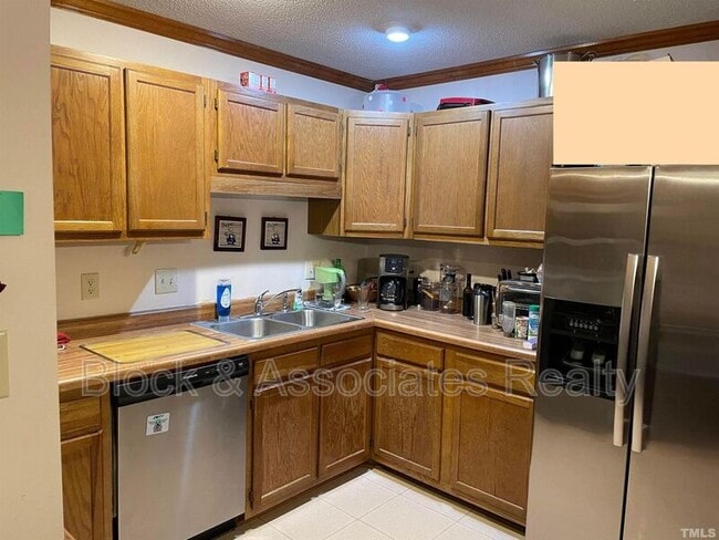 Photo - 300 W Woodcroft Pkwy