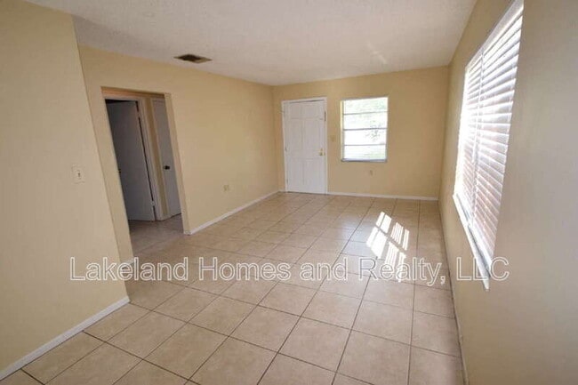 Photo - 6024 Norton Rd