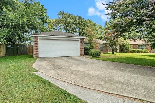 Photo - 16305 Many Trees Ln