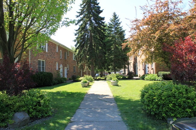 Photo - Village Glen