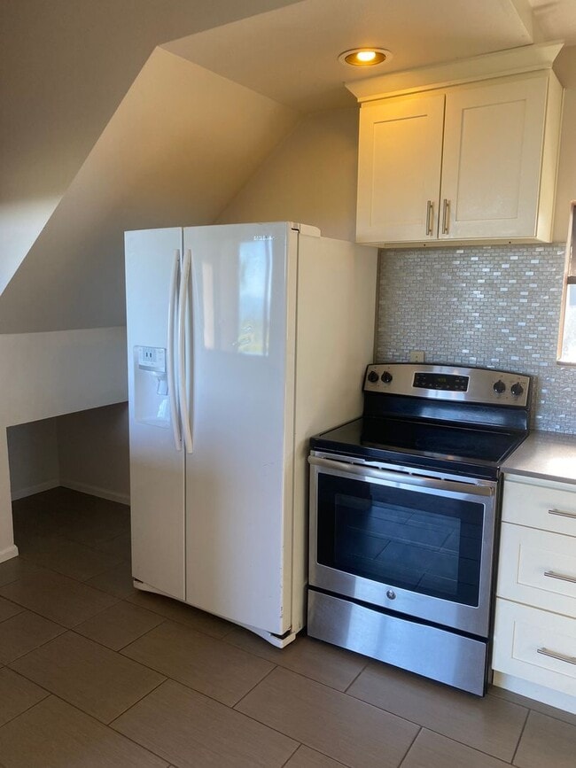 Photo - Ward Apartments LLC Unit #2